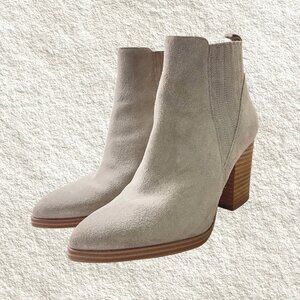 MARC FISHER Women's Alva Pointy Toe Leather Bootie Cream Suede Block Heel Sz 6.5